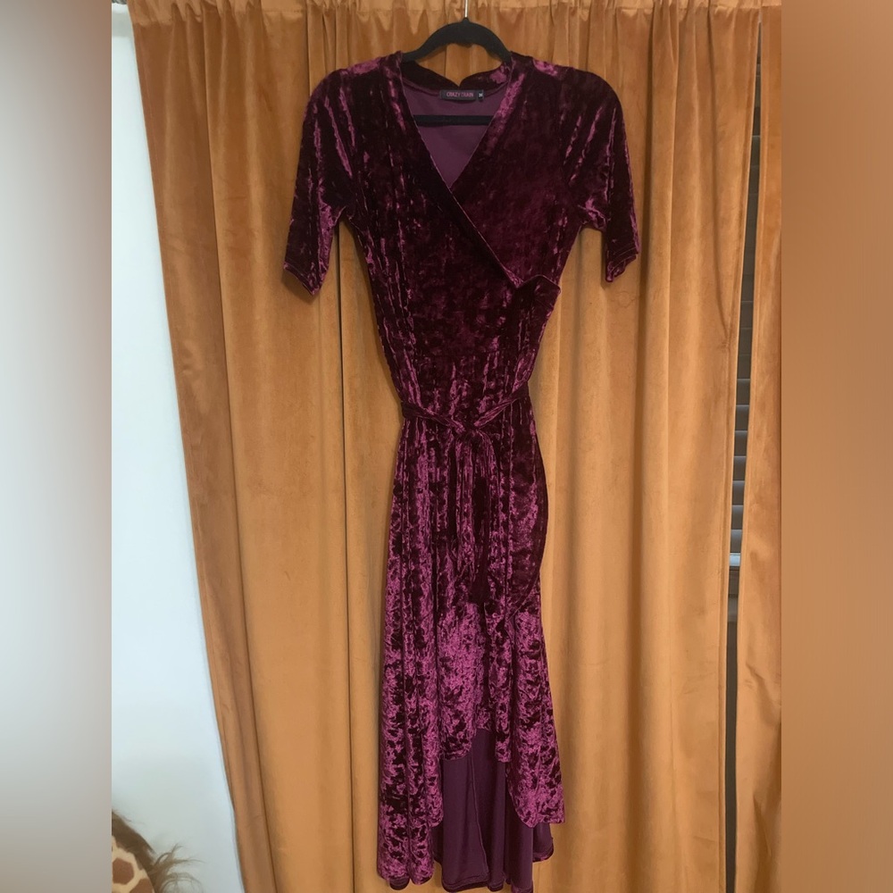 Crazy Train Women's Crushed Red Wine  Velvet Belted Midi Dress